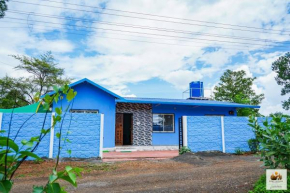 Retreat Holiday Homes, 4BHK Independent Villa with Swimming Pool at Sparsh Resorts, Karjat